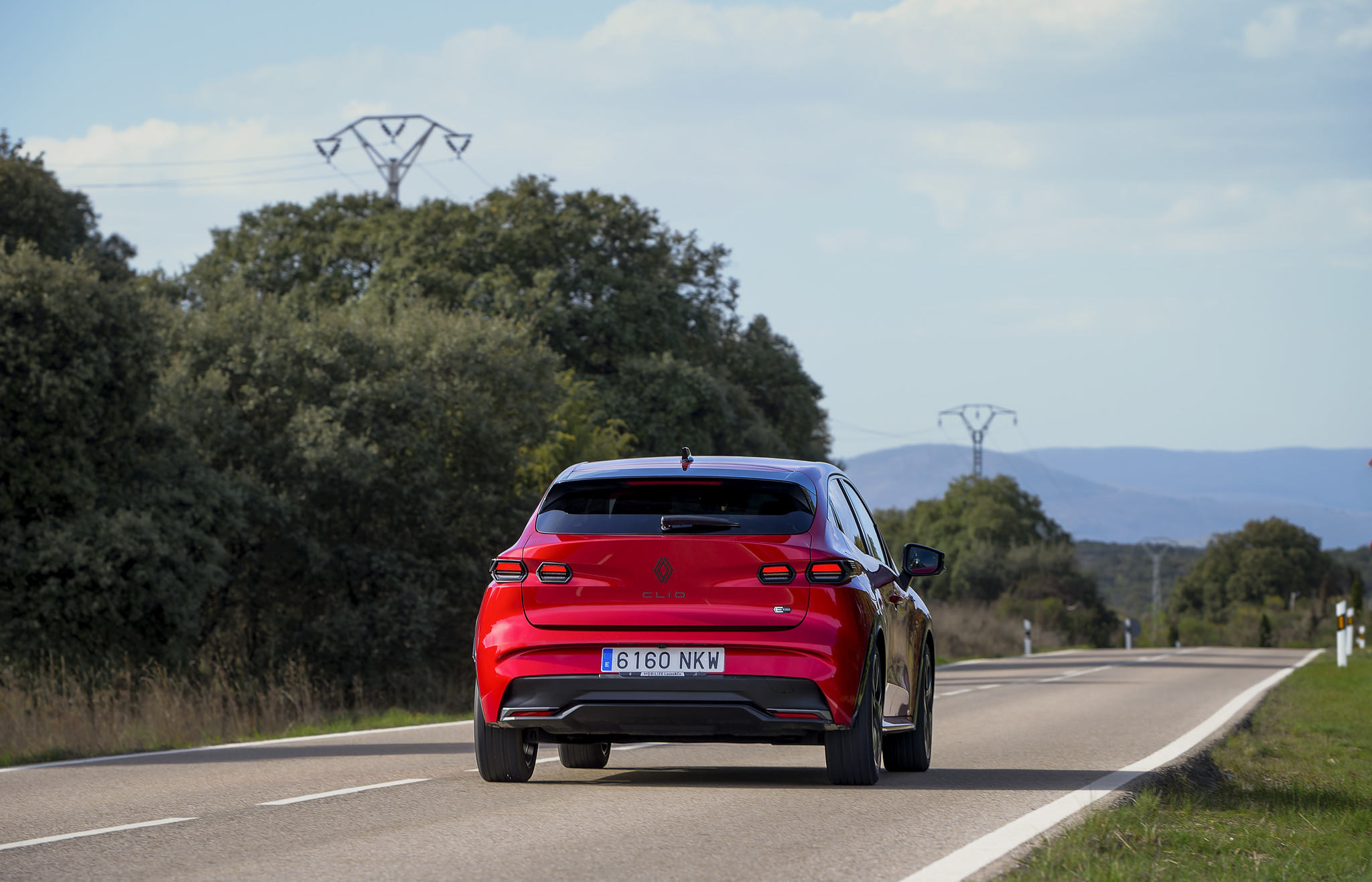 Renault apuesta por el híbrido y el gas en la renovación de su superventas Clio
