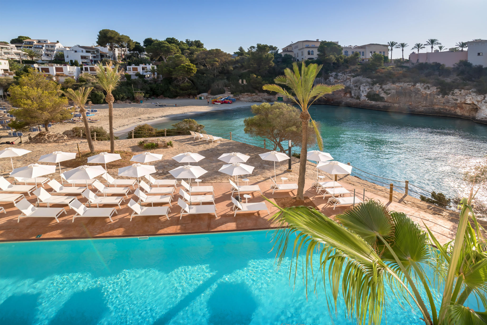 Calena Partners compra tres hoteles a HIP por 200 millones