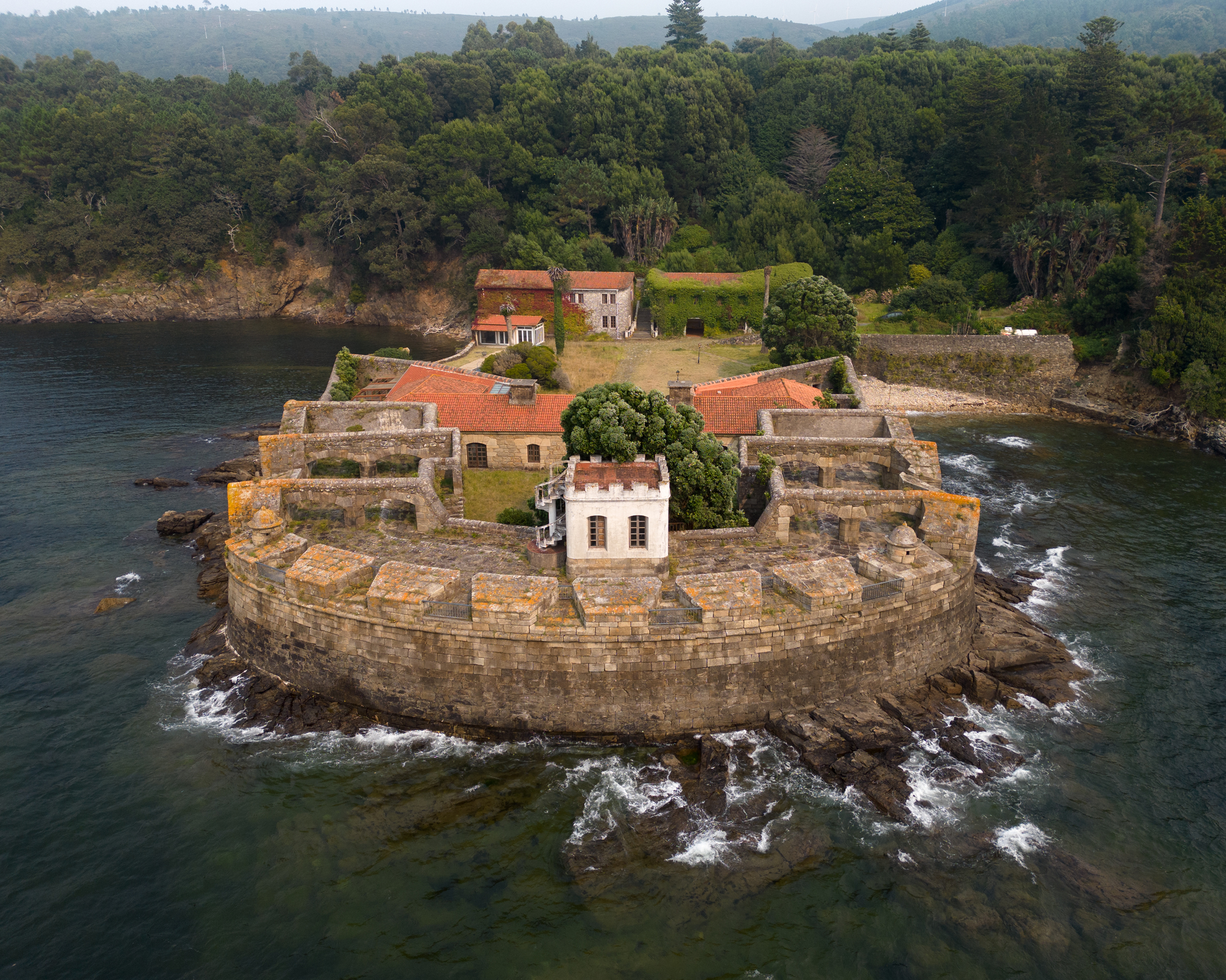 Joyas ocultas: el encanto de invertir en propiedades con historia