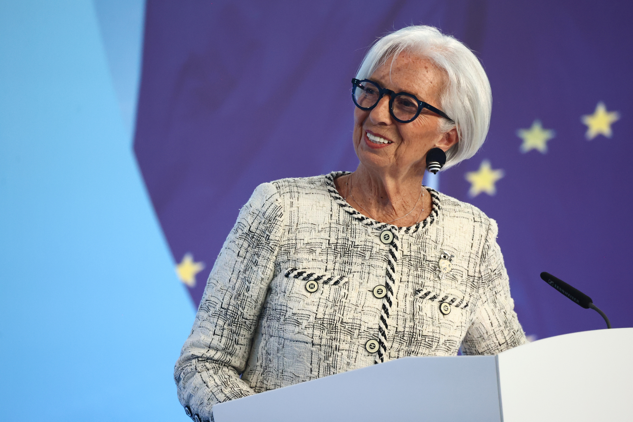 Lagarde alerta: las 'stablecoin' pueden dolarizar Europa