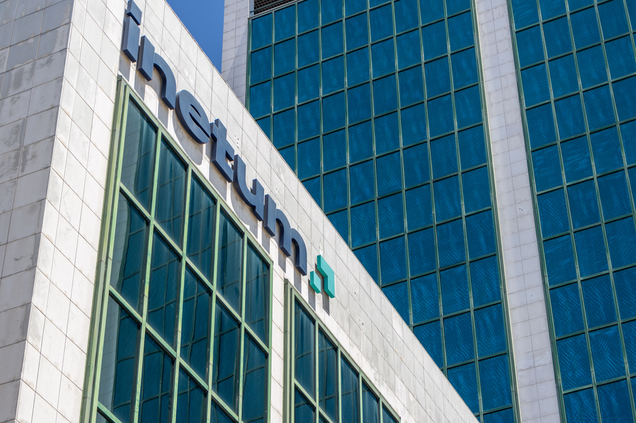 EY, Garrigues y Baker negocian los despidos de tecnológicas en España