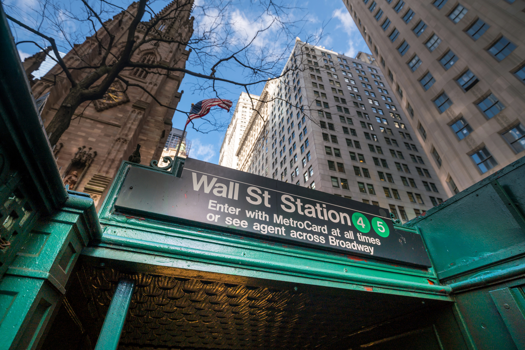 Cómo los grandes bufetes de Wall Street se convirtieron en una vía para el uso de información privilegiada
