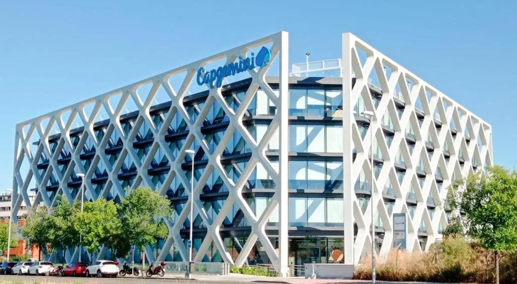 Los sindicatos acuerdan con Capgemini rebajar un 5% el ERE, hasta los 710 afectados