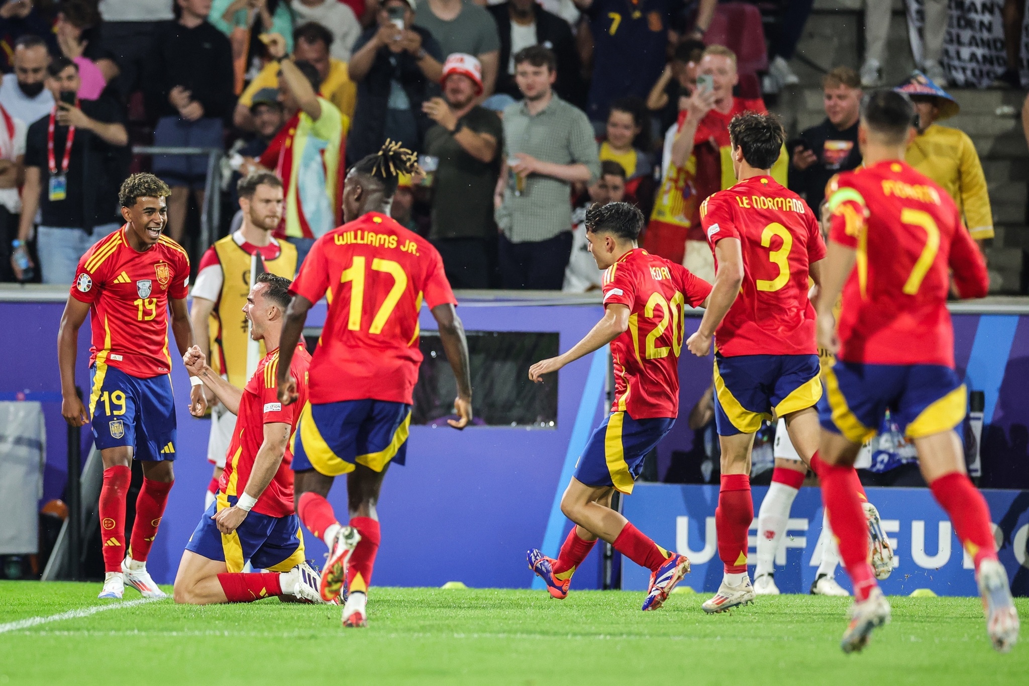 La Roja dormirá en la 'casa' de Sesé y Gestamp en EEUU