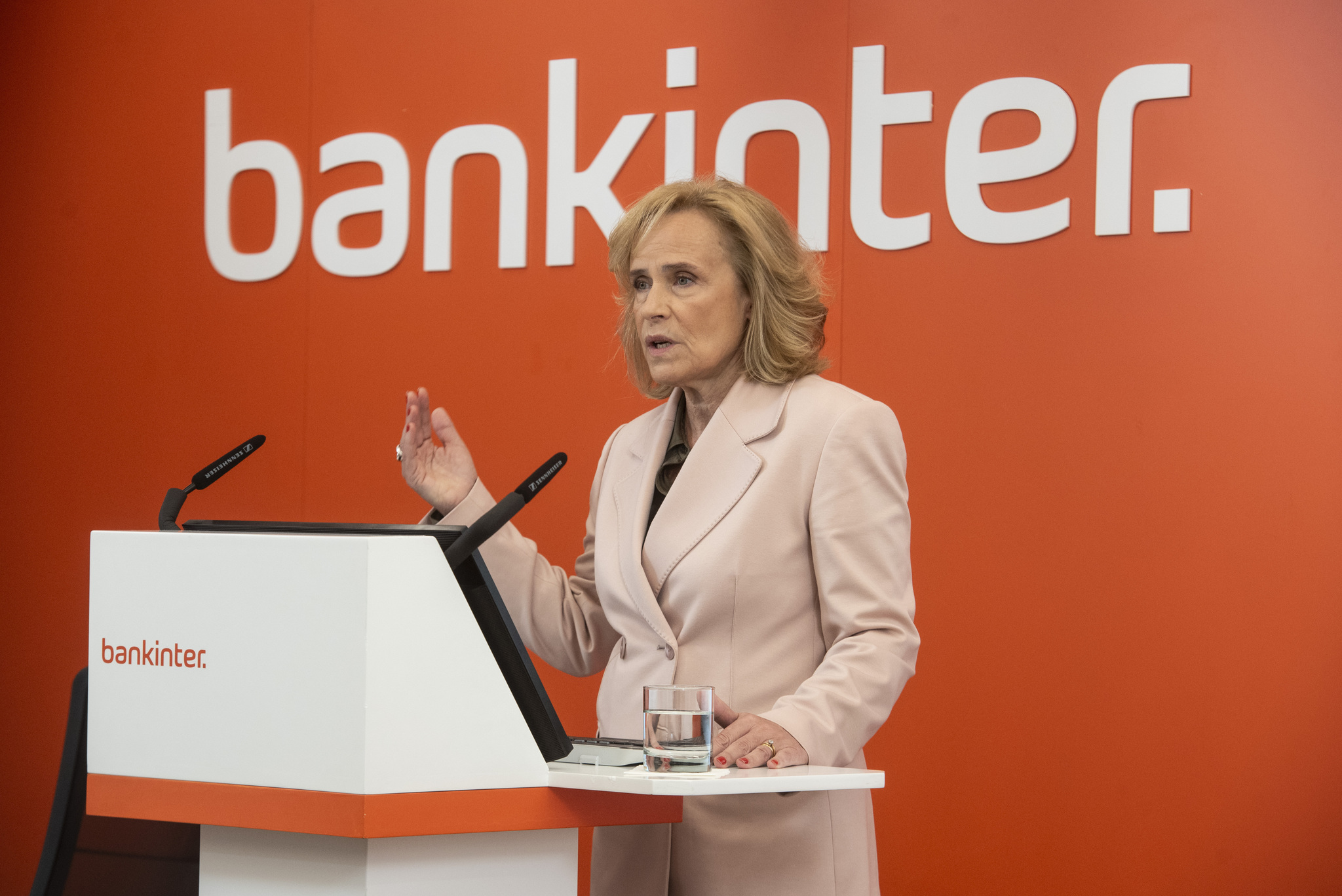 Bankinter retoca la estrategia en crédito al consumo y pymes