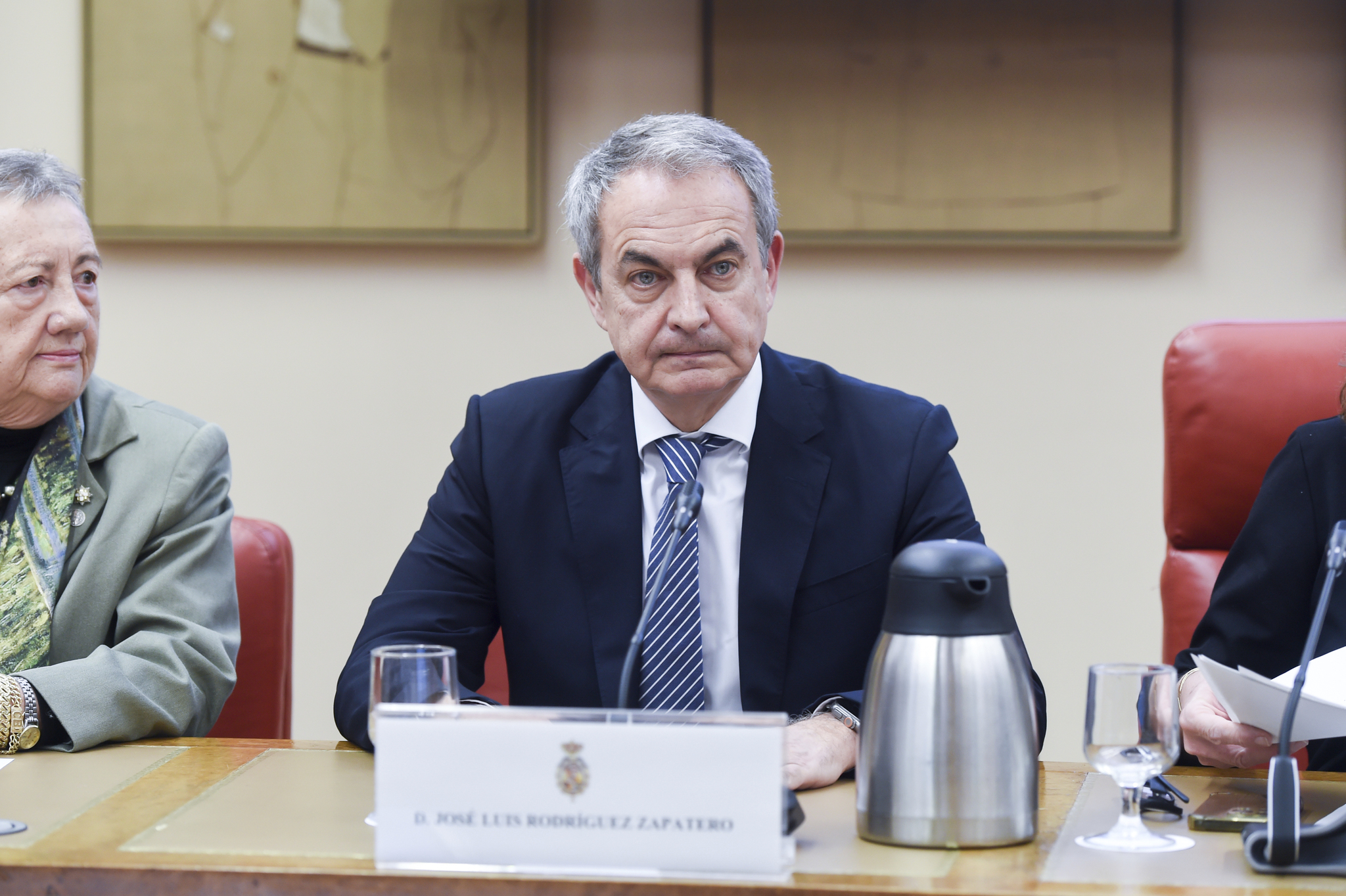 El juez acusa a Zapatero de liderar una «estructura de tráfico de influencias» para la «obtención de beneficios económicos»