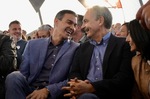 Sánchez se queda solo al defender a Zapatero
