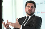 Enrique Riquelme notifica su intención de presentarse a las elecciones del Real Madrid