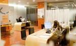 El empleo en banca y seguros crece más de un 6% y roza el medio millón de trabajadores