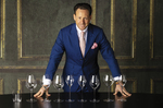 Así gestiona el heredero de Riedel, la fábrica de copas de vino más exclusiva