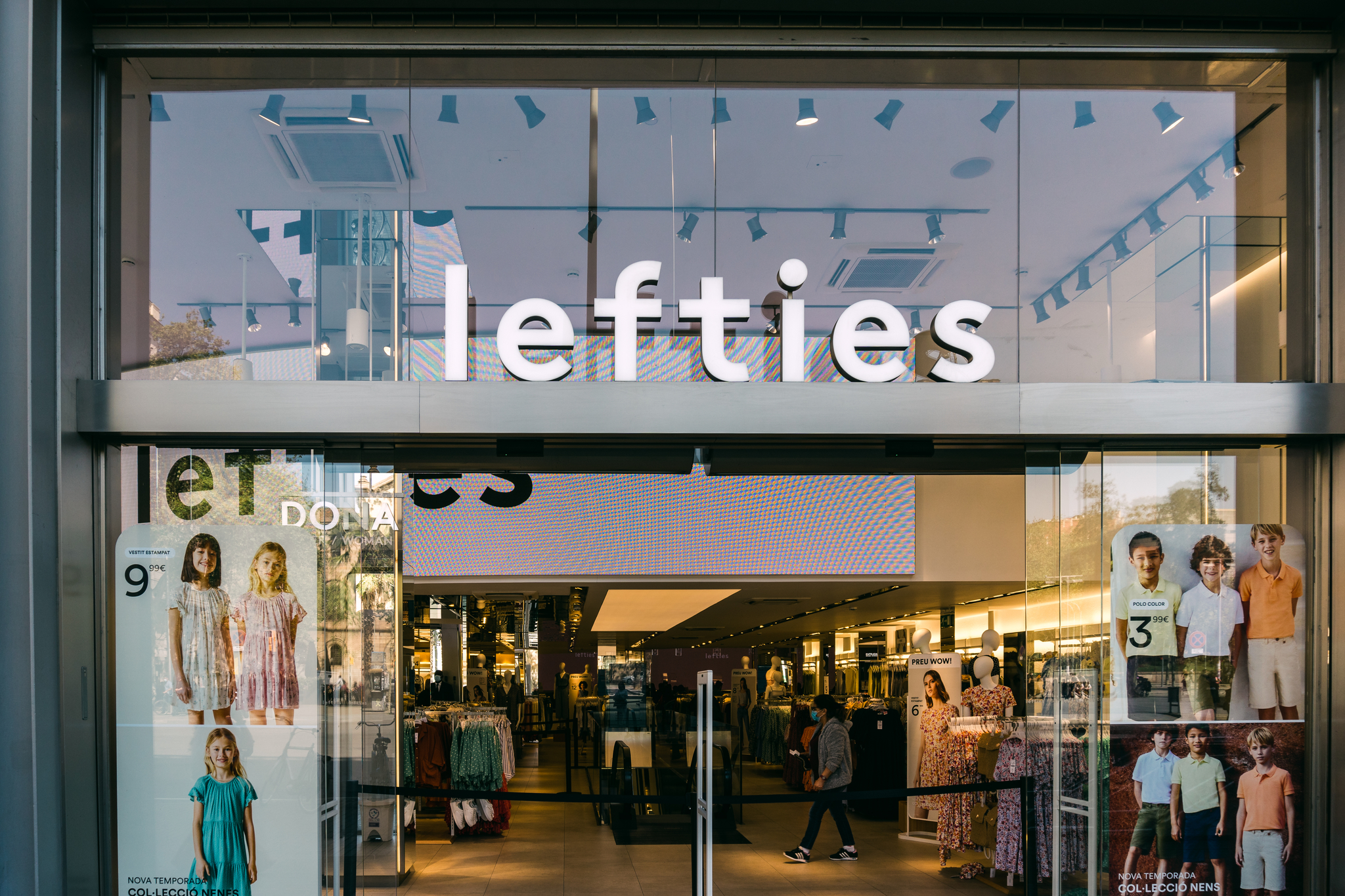 Inditex inicia el gran salto internacional de Lefties