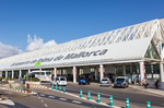 El Senado pide que Baleares y Canarias "participen" en la "gestión" de los aeropuertos de Aena