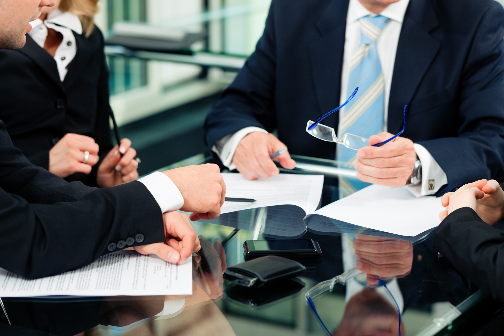 La resolución del TEAC sobre el deber de confidencialidad en los informes de 'due diligence': cuestiones abiertas