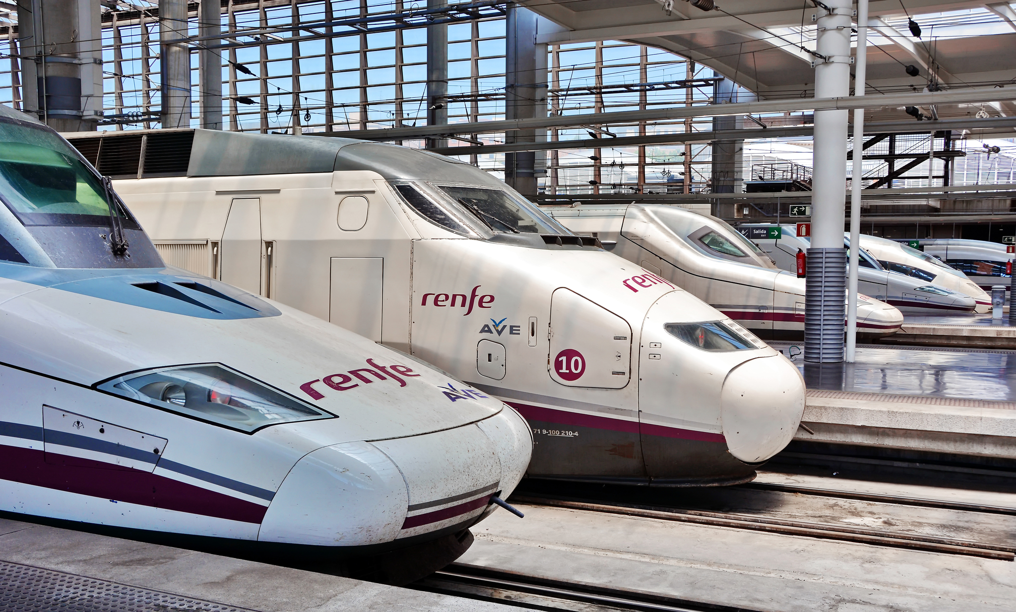 Alstom, Hitachi y Siemens preparan ofertas para el macropedido de Renfe