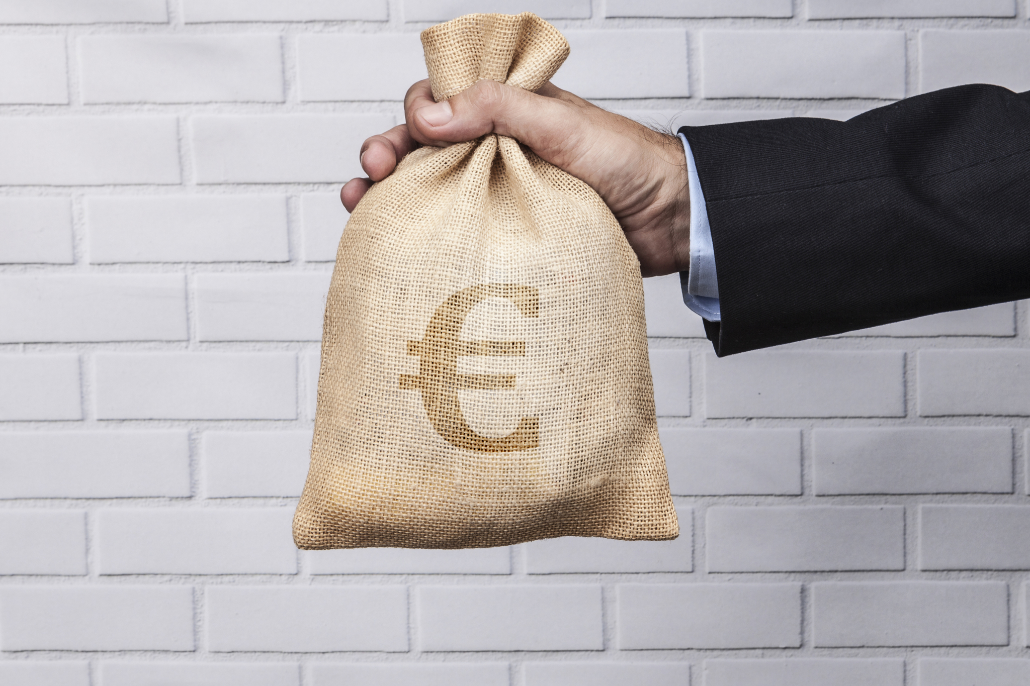 Dónde invierten los fondos que ganan más del 100% en un año