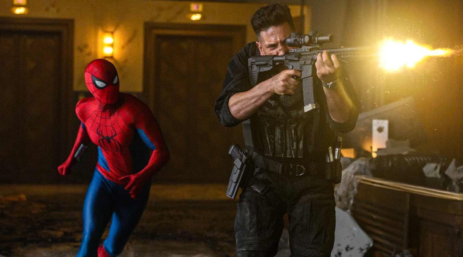 Los mejores estrenos de cine en verano: Spider-Man, los Minions, La Odisea, Vaiana... En verano, los taquillazos se agolpan en la cartelera. En las salas podremos ver estrenos tan potentes como Spider-Man: Brand New Day, el remake con personajes de carne y hueso de Vaiana, el terror de Insidious: fuera del más allá y la animación representada por Tadeo Jones y la lámpara mágica, Minions & Monsters y La patrulla canina: la dinopelícula. Un verano, como se puede comprobar, para no quedarse en casa. Leer