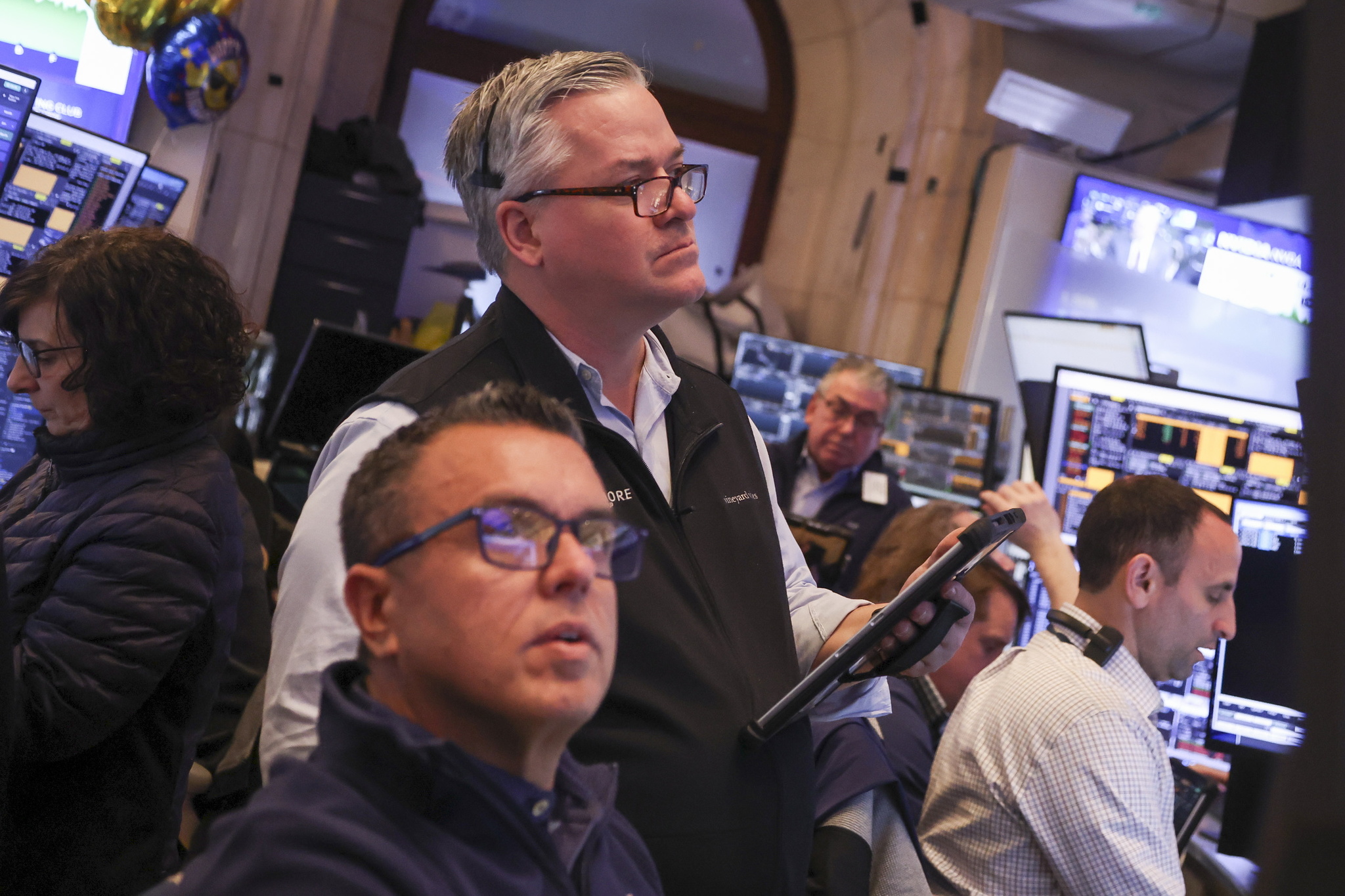 Histórico 'sorpasso' en el mercado global: las Bolsas valen más que todos los bonos