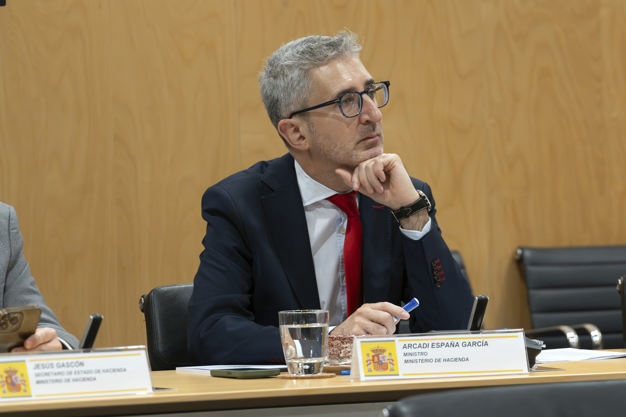 Hacienda arranca la negociación con las CCAA sobre la reforma de financiación autonómica