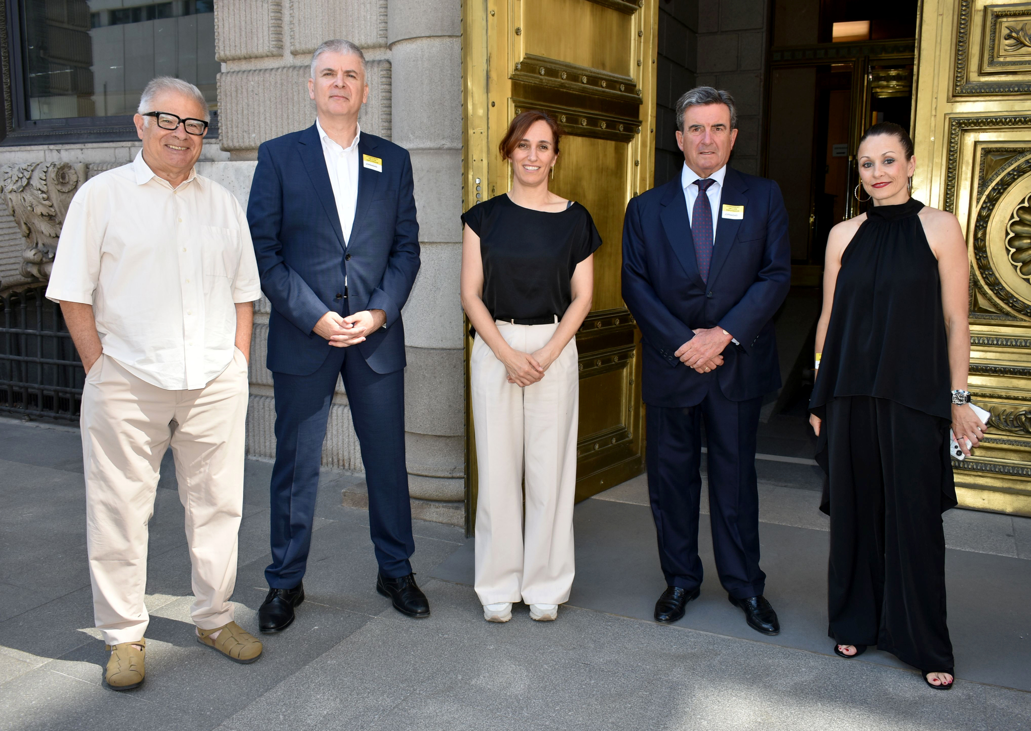 Galicia se sitúa entre las CCAA con mayor gasto en sanidad pública por habitante: 2.071 euros