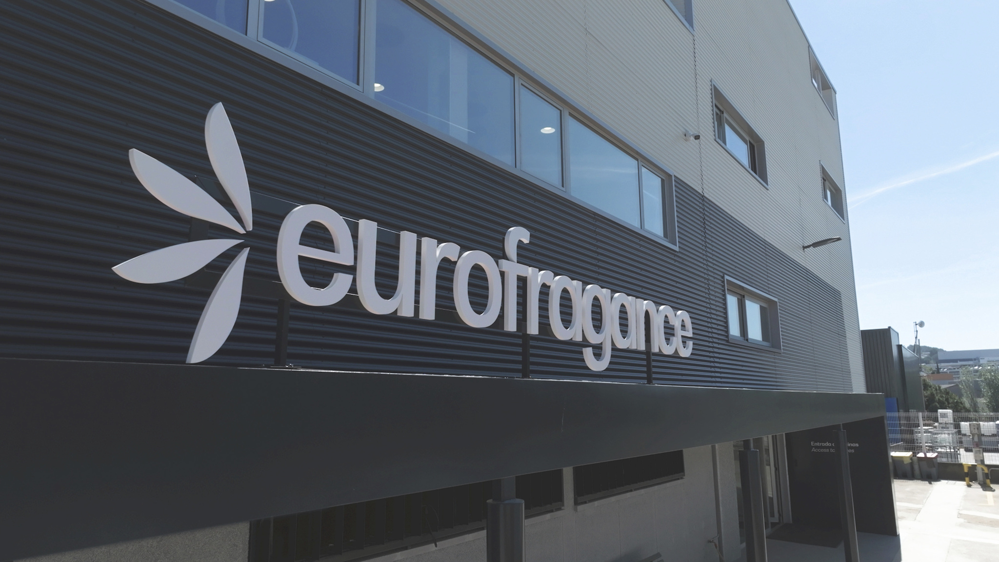El grupo suizo Givaudan compra una participación mayoritaria de Eurofragance