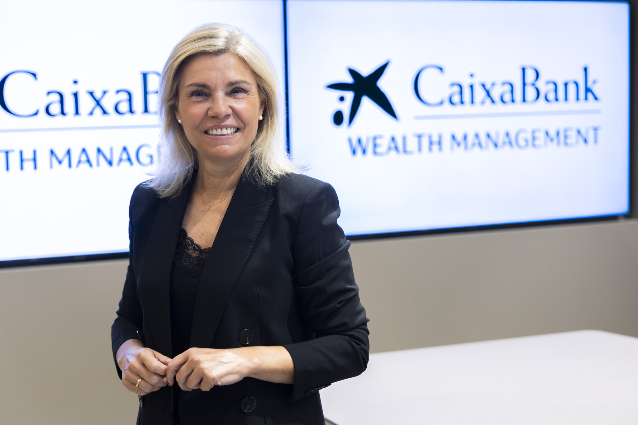 CaixaBank supera los 200.000 millones de euros en banca priv