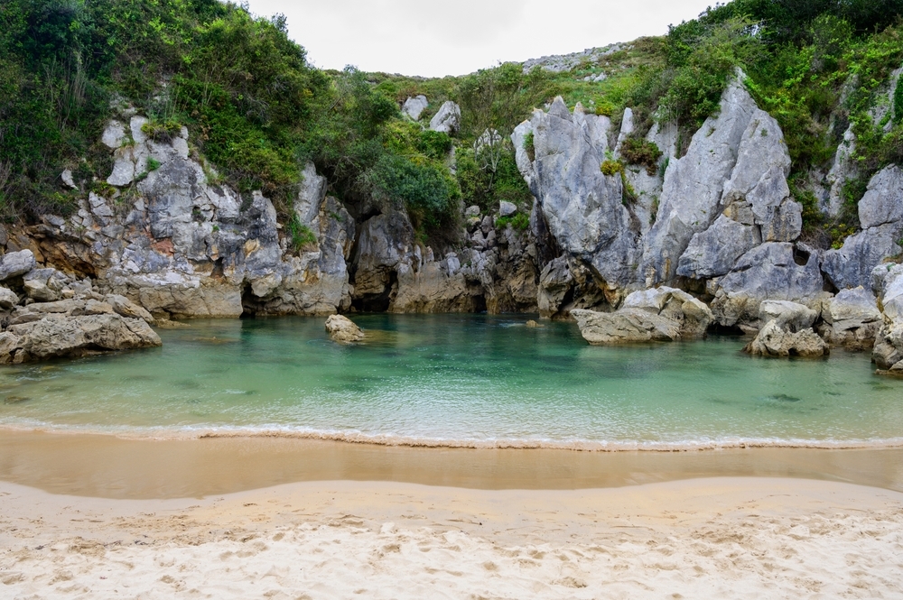 Siete maravillas naturales para refrescarse este verano
