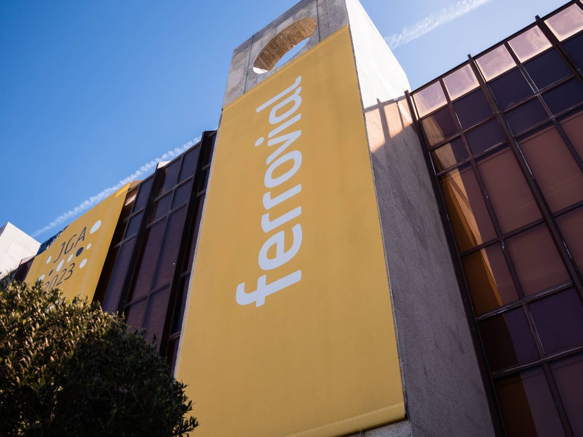 Ferrovial pagará 400 millones de su dividendo flexible este lunes Ferrovial pagará un dividendo flexible de 400 millones de euros este lunes, 15 de junio, que se repartirá entre los accionistas a razón de 0,5578 euros por acción. Leer
