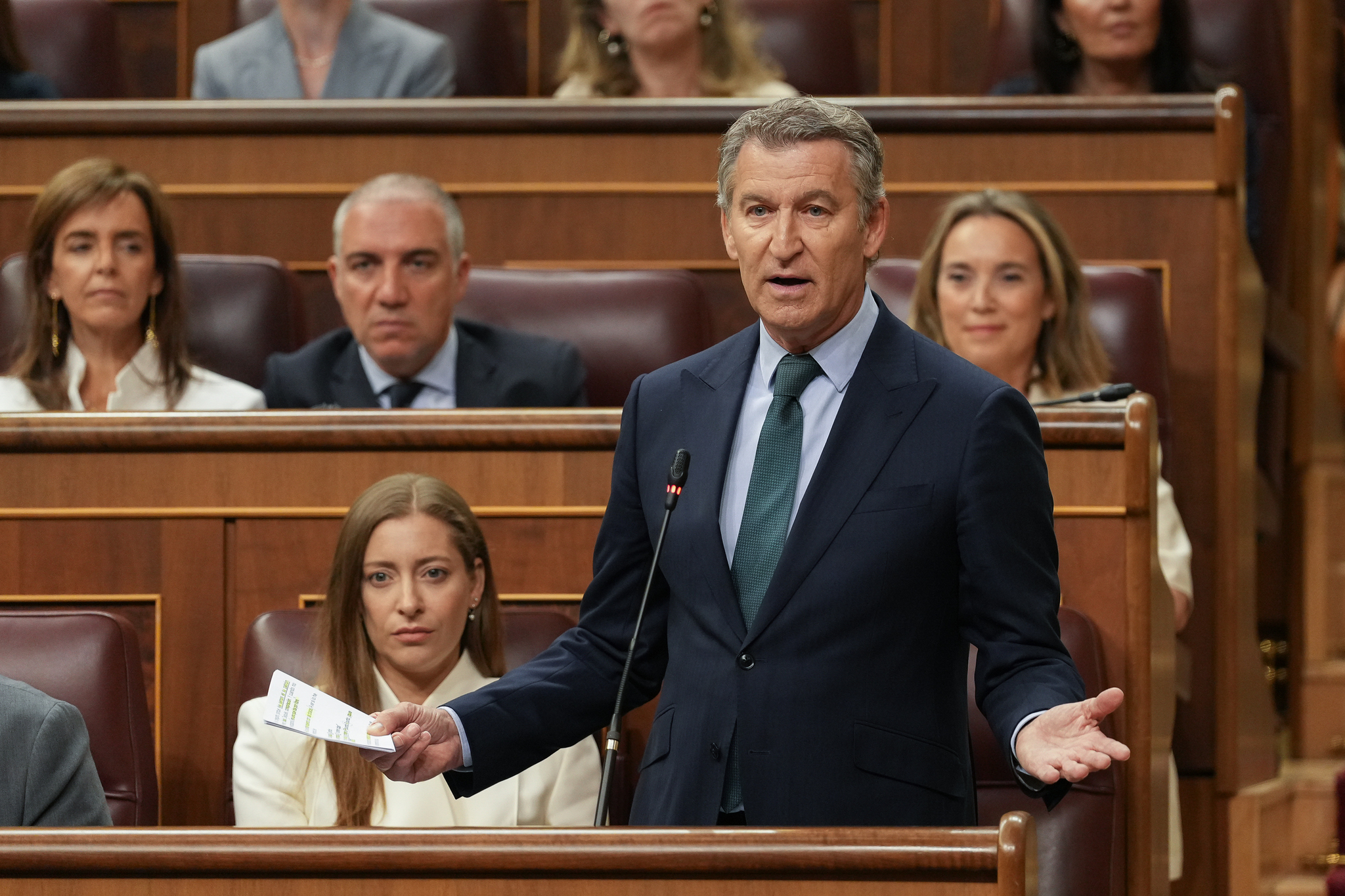 Las reacciones tras la declaración de Zapatero: entre la conspiración y el adelanto electoral
