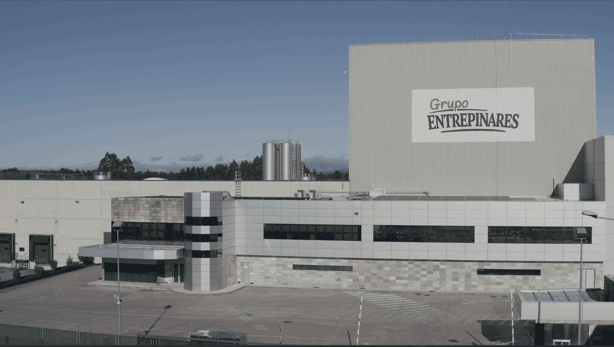 Entrepinares, proveedor de Mercadona, invertirá en su planta lucense más de 20 millones Prevé producir más de 7 millones de kilos de queso cottage desde finales del próximo año. Leer