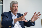 Bryan Marsal (A&M): "No vamos a despedir a nadie por la IA; debo lealtad a mis 13.000 empleados"