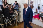 Trump afirma que EEUU tiene el "control total" del estrecho de Ormuz