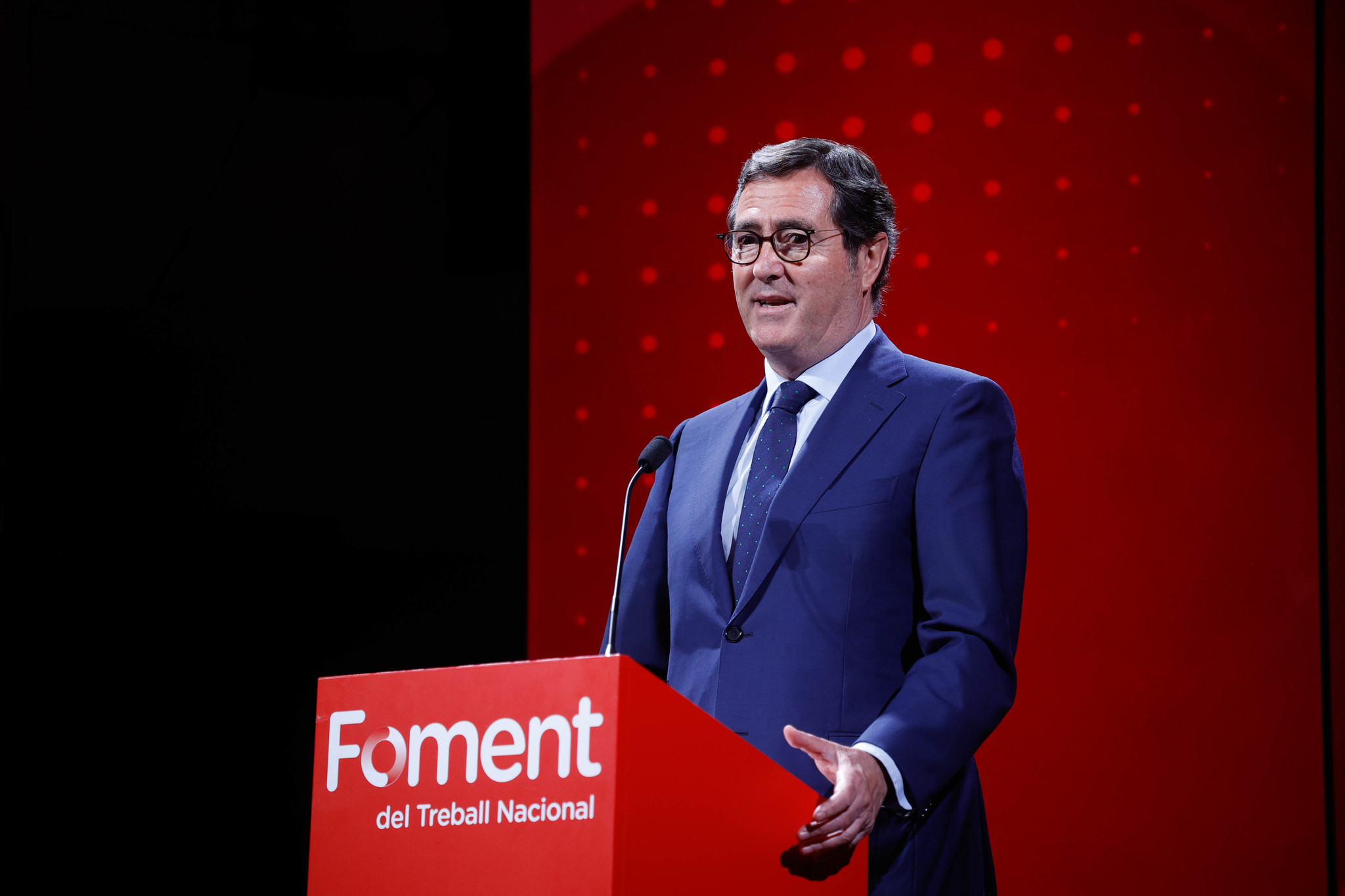 Garamendi adelanta el proceso electoral para elegir presidente de CEOE antes de noviembre