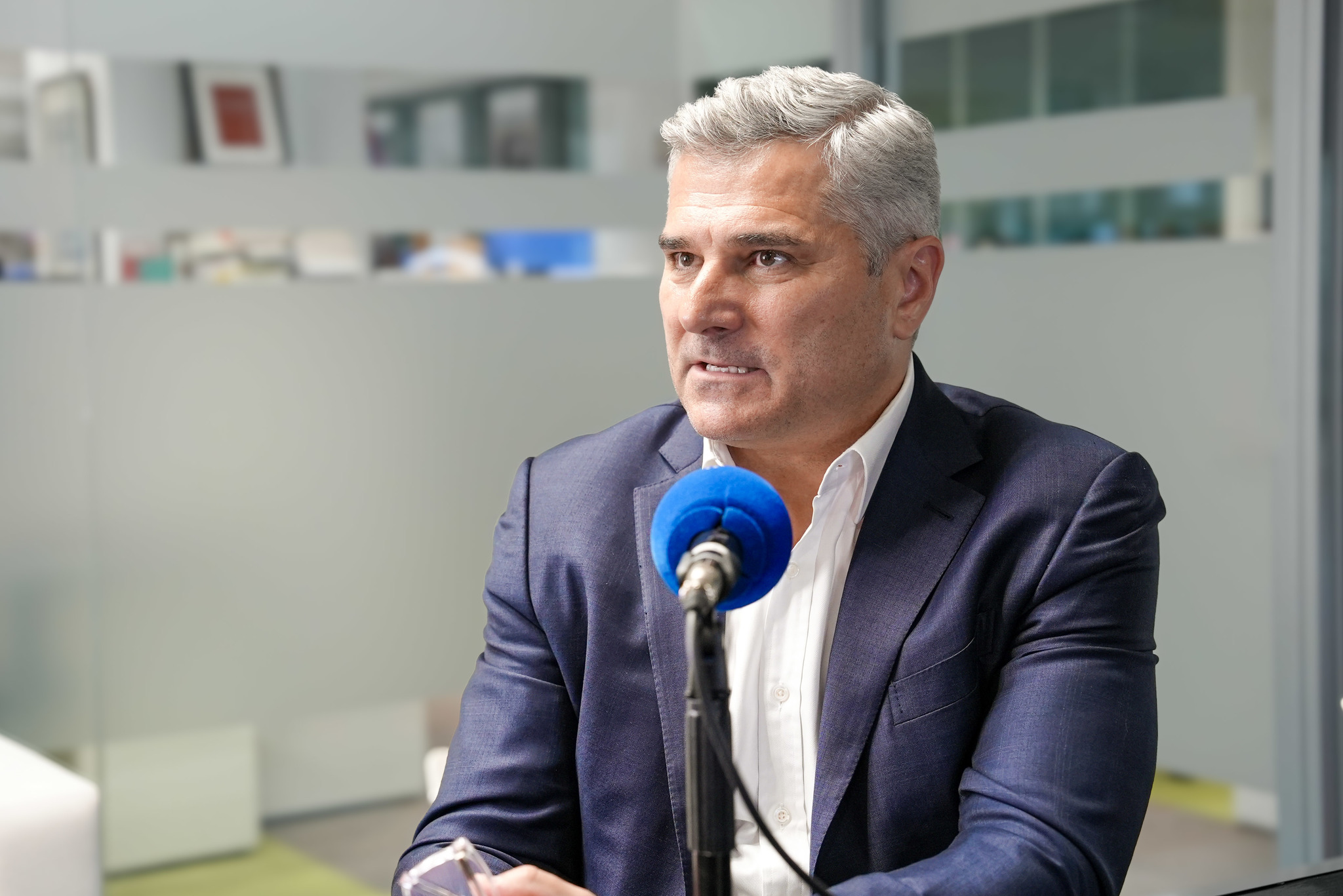 Pedro Escudero (Silverway): así invierte el gestor de Wall Street que quiere triunfar en España Tras 30 años en Wall Street, Pedro Escudero acaba de abrir su gestora de fondos en España para acercar la Bolsa americana a los inversores españoles. Leer