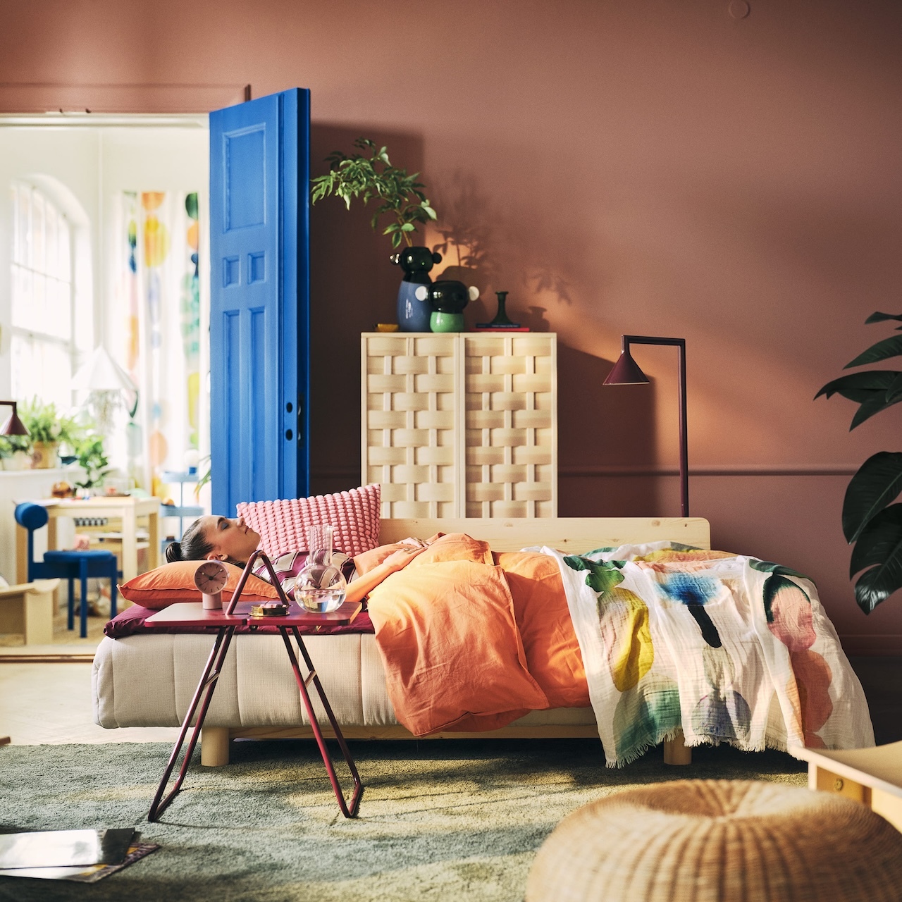 El hinchable de Ikea y otros diseños que apuntan a icono Sorpresa, movimiento y diversión son tres de las claves de la colección IKEA PS que la marca ha lanzado coincidiendo con el 30º aniversario de su llegada a la península. Leer
