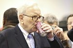 Qué hacer cuando cae la Bolsa: los 5 consejos de Warren Buffet