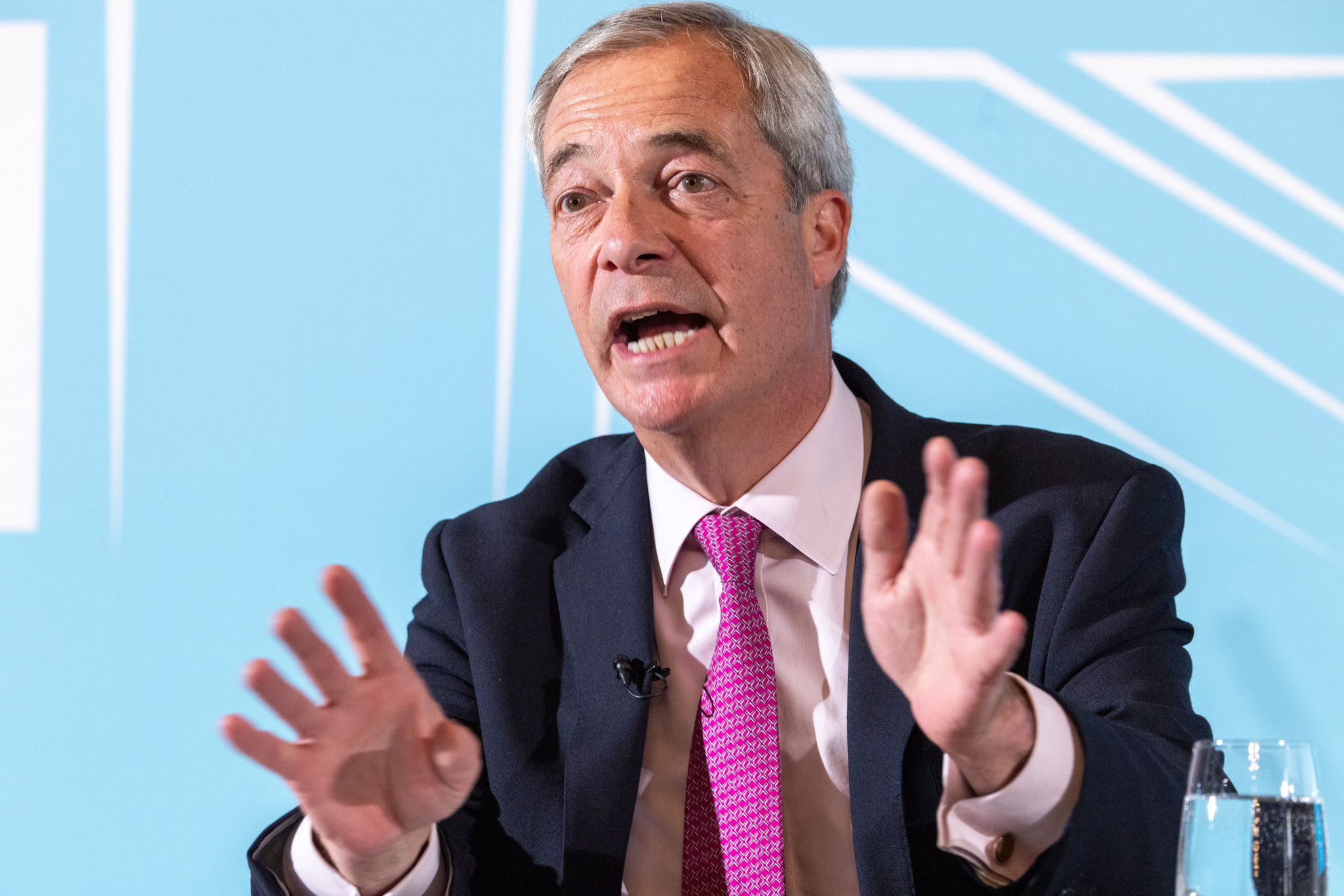 Nigel Farage, acorralado tras un nuevo escándalo de financiación