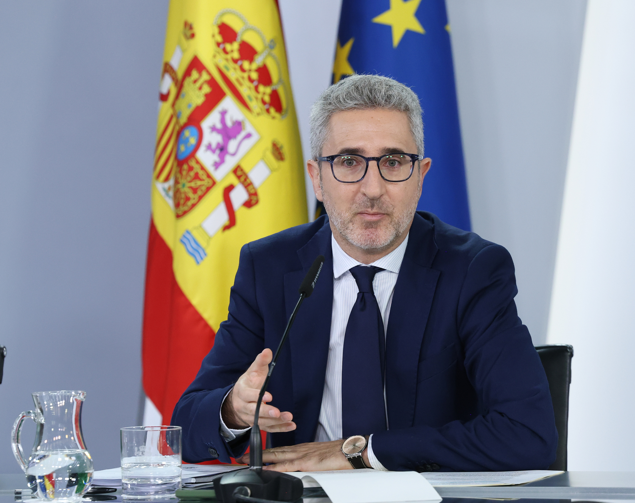 Las CCAA reclaman debatir su financiación