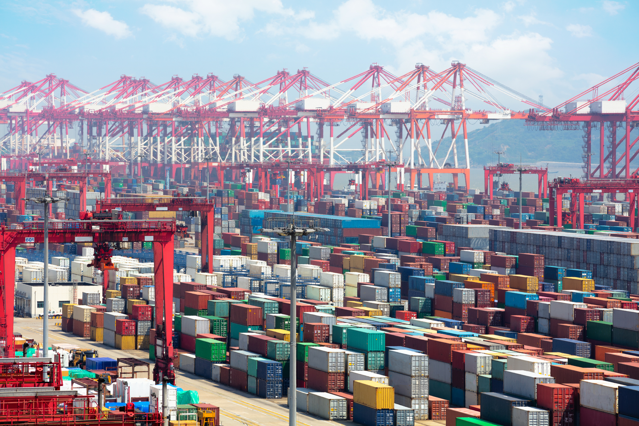 La economía china crece a uno de sus ritmos más bajos en décadas