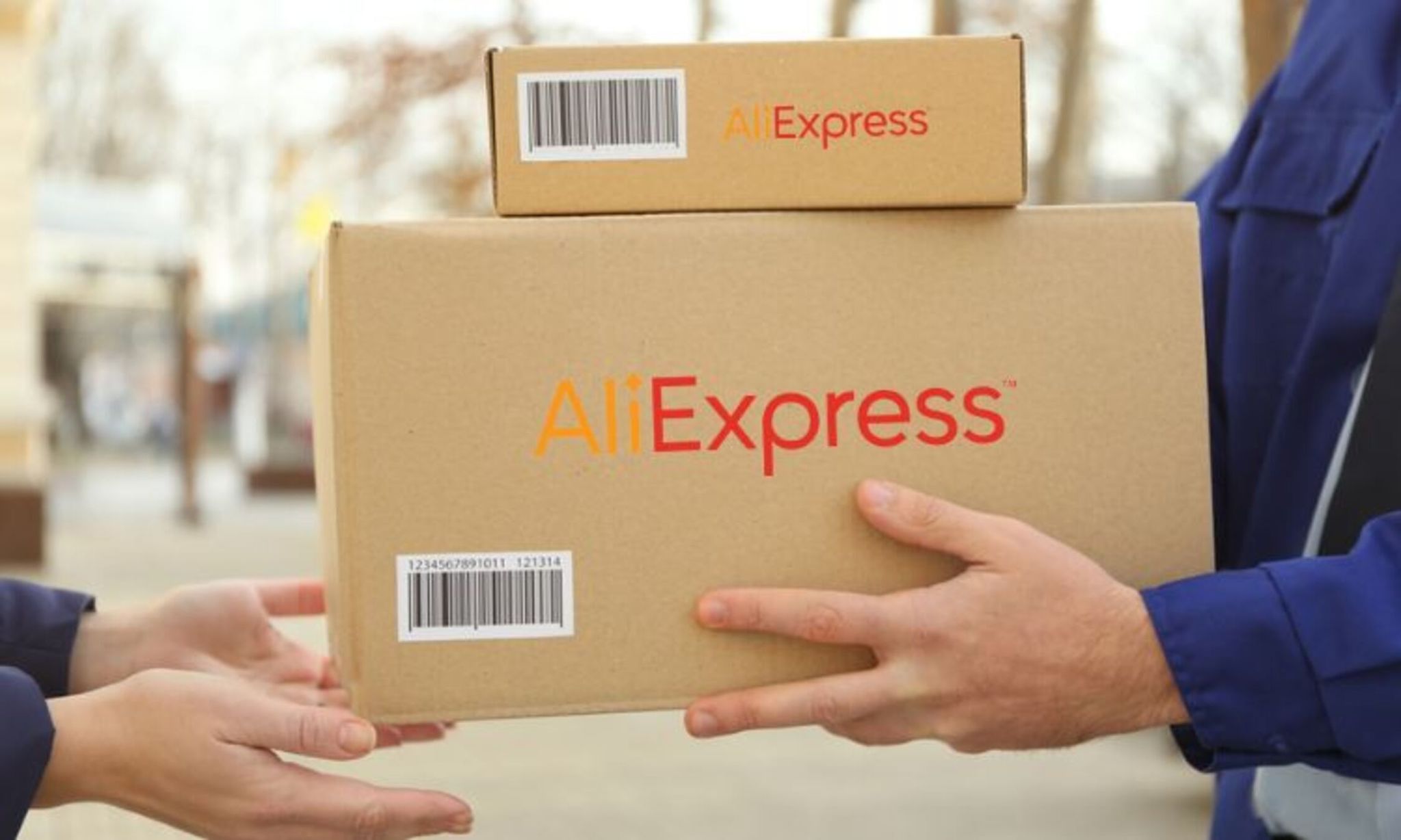 Bruselas impone a AliExpress una multa récord de 550 millones por vender productos ilegales La Comisión Europea considera probado que la plataforma tiene "fallos sistémicos" que permiten la distribución de falsificaciones y productos peligrosos en la UE. Leer
