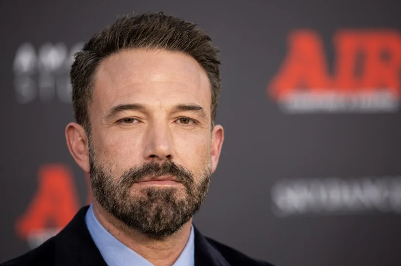 Netflix compra la empresa de IA de Ben Affleck El coloso del entretenimiento Netflix oficializó la compra de InterPositive, la empresa de Inteligencia Artificial (IA) creada por el actor Ben Affleck, por un valor de 587 millones de dólares. Leer
