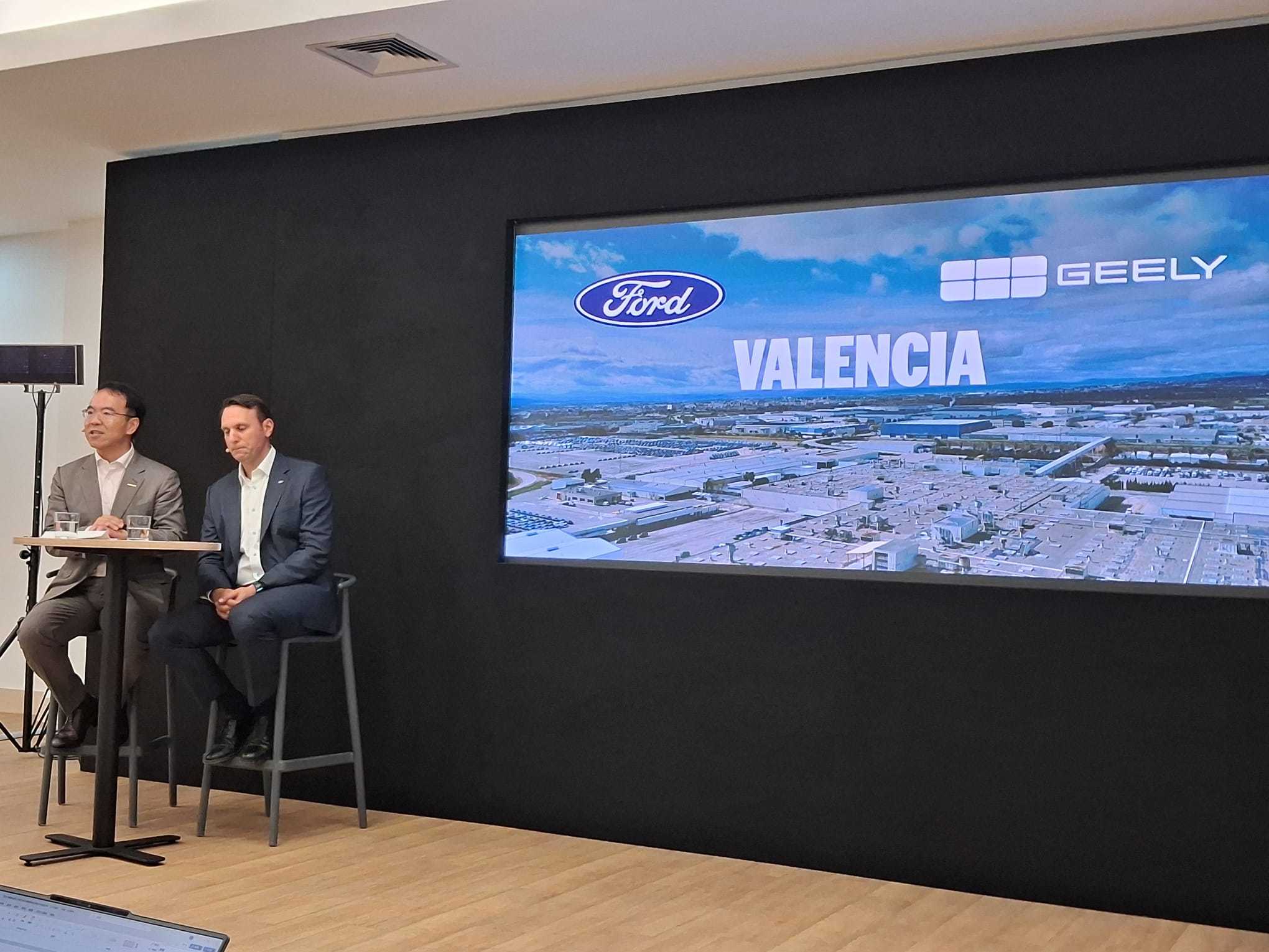 Ford da entrada al grupo chino Geely en Almussafes con un 34%