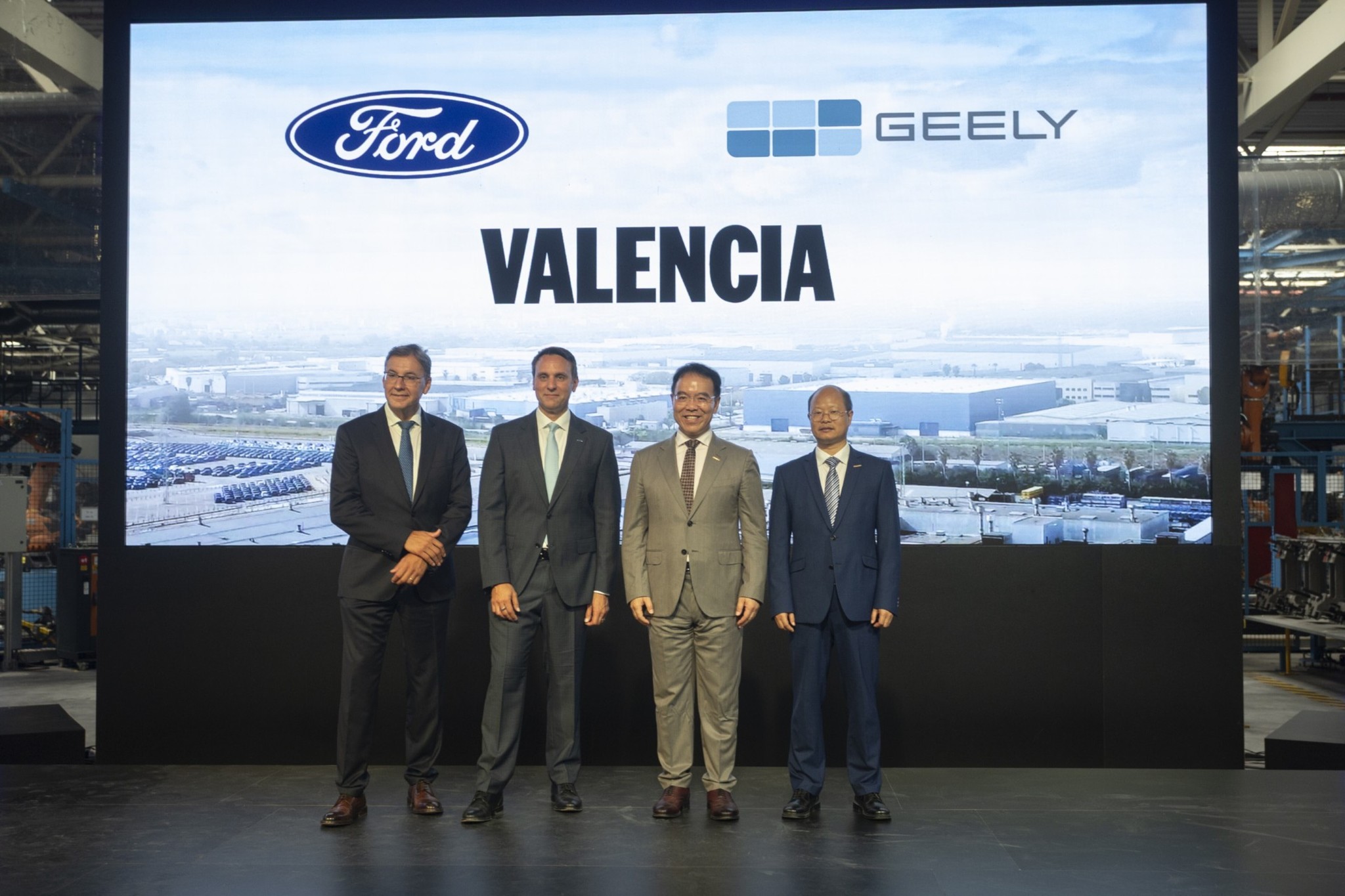 Geely paga 221 millones para entrar en Ford Almussafes y la valora en 650 millones