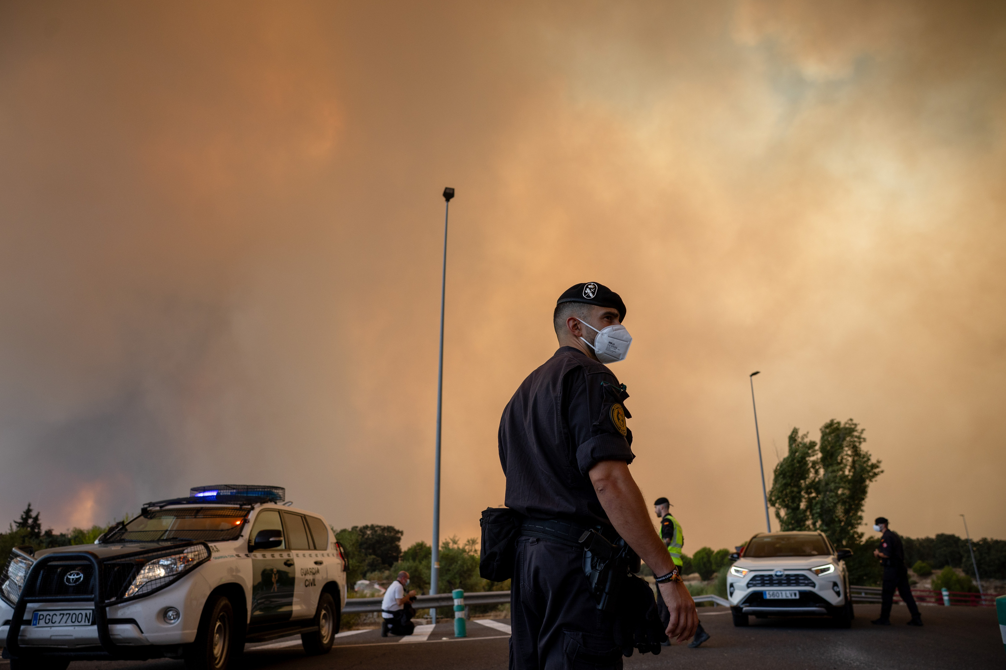 Los incendios de Madrid han avanzado poco esta noche y han bajado mucho la intensidad Los incendios en Madrid "han avanzado poco" durante la noche y "han bajado mucho la intensidad", según han informado fuentes de la Delegación del Gobierno en Madrid. Leer