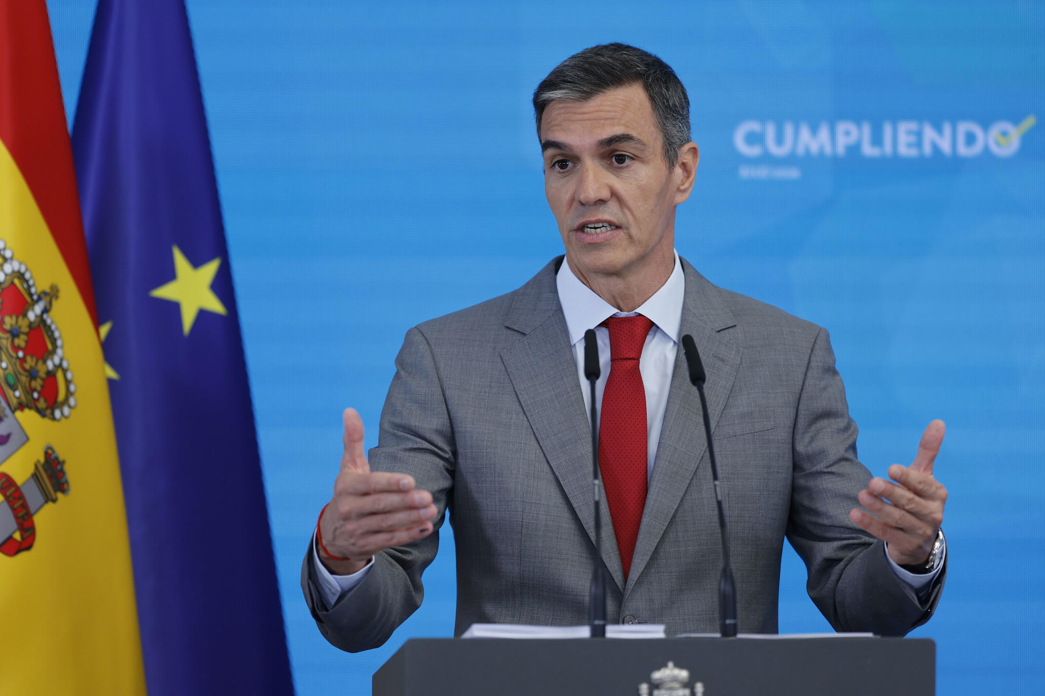 Sánchez urge a un pacto de Estado contra la emergencia climática tras los incendios