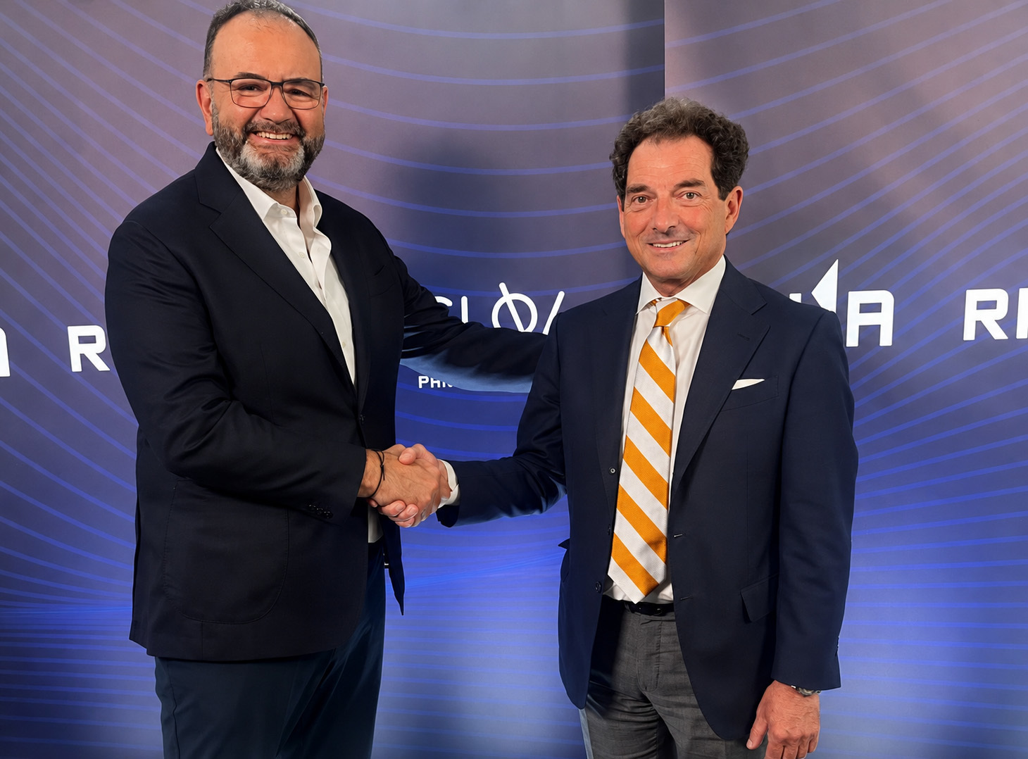 La italiana Rina compra Gloval y apunta a unos ingresos de 200 millones en inmobiliario en el año 2030 La italiana Rina completa la adquisición de Gloval y crea una plataforma europea con más de 25.000 millones de euros en activos valorados y unos ingresos previsto en inmobiliario de 200 millones en 2030. Leer