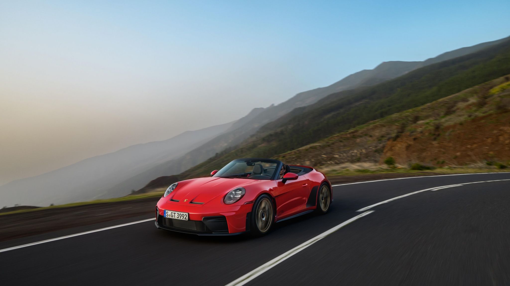 Porsche gana un 49% más pese al desplome de ventas en China al priorizar la calidad sobre el volumen