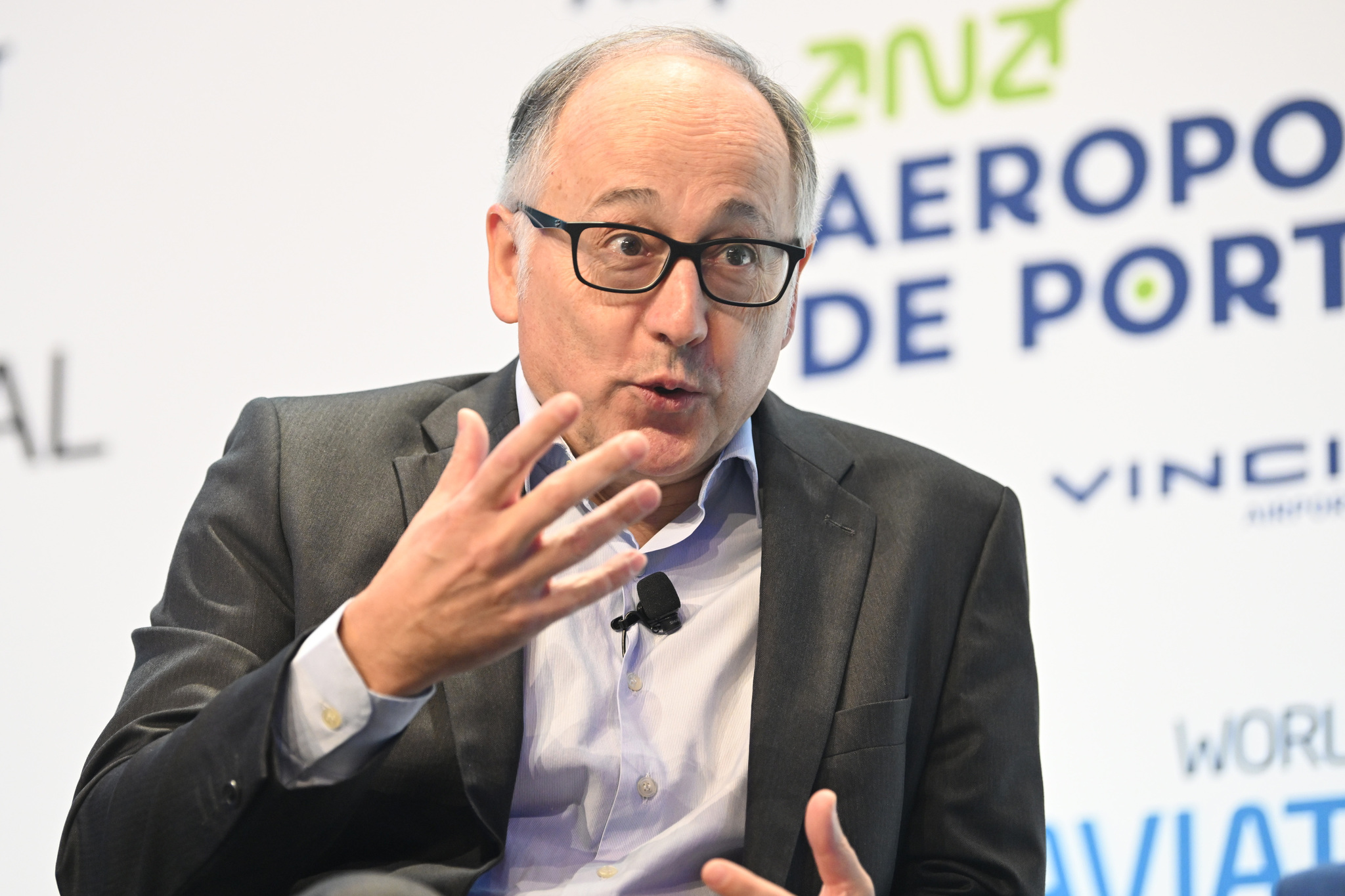 IAG gana un 21% menos por Irán y provisiona 114 millones por el ERE de Iberia
