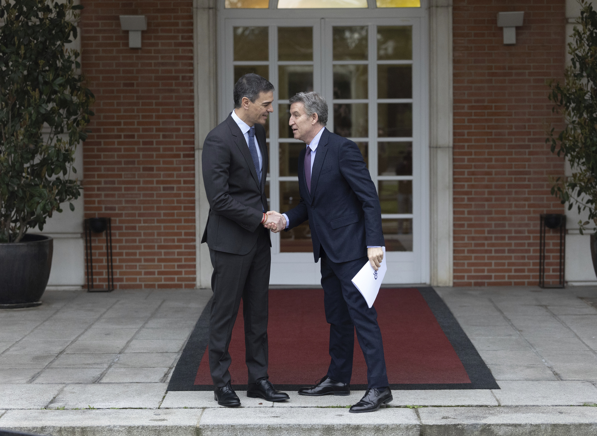 El PSOE lidera la recaudación de fondos de origen privado y triplica lo logrado por el PP