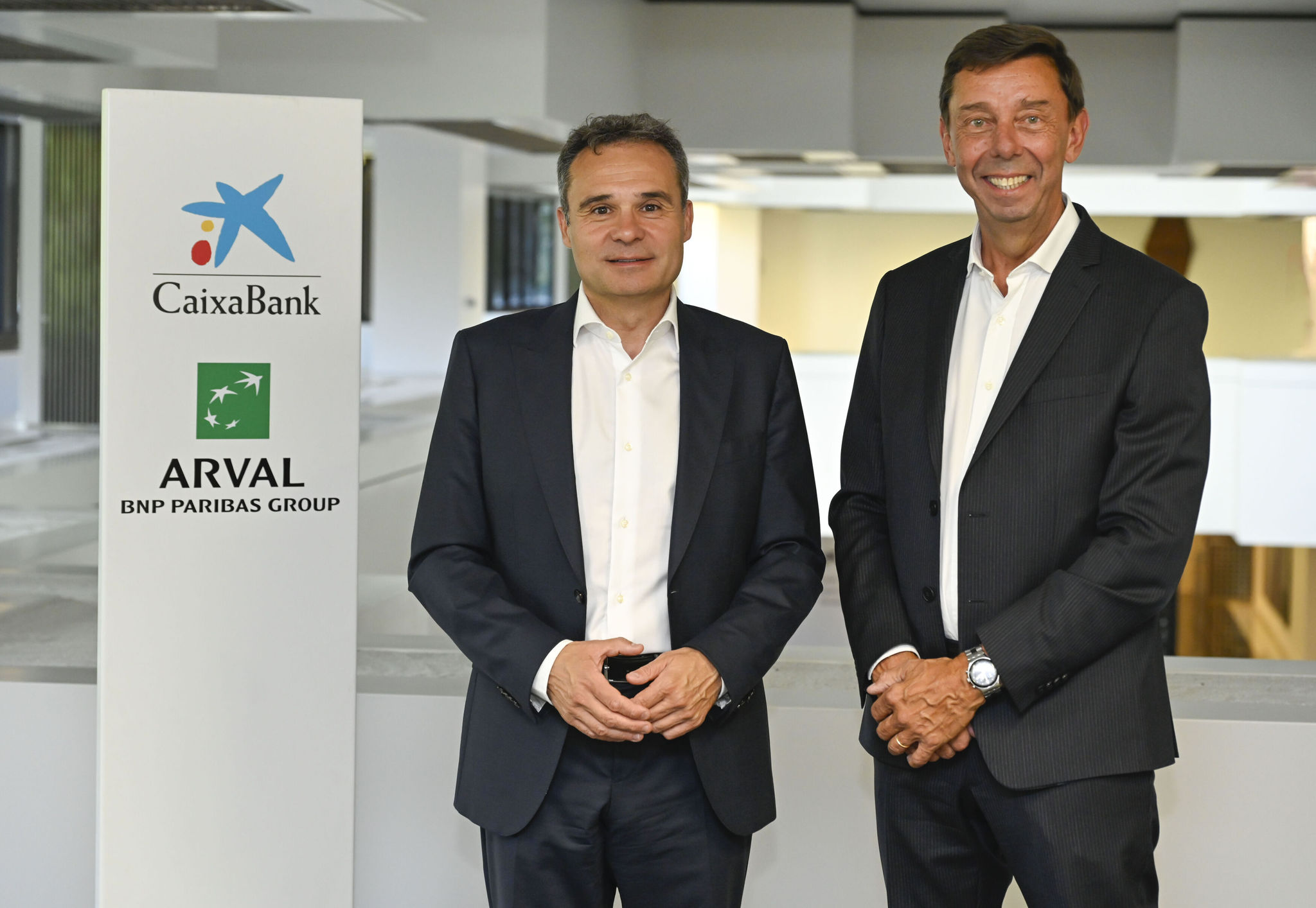 Arval suma 400.000 vehículos con la compra de Athlon