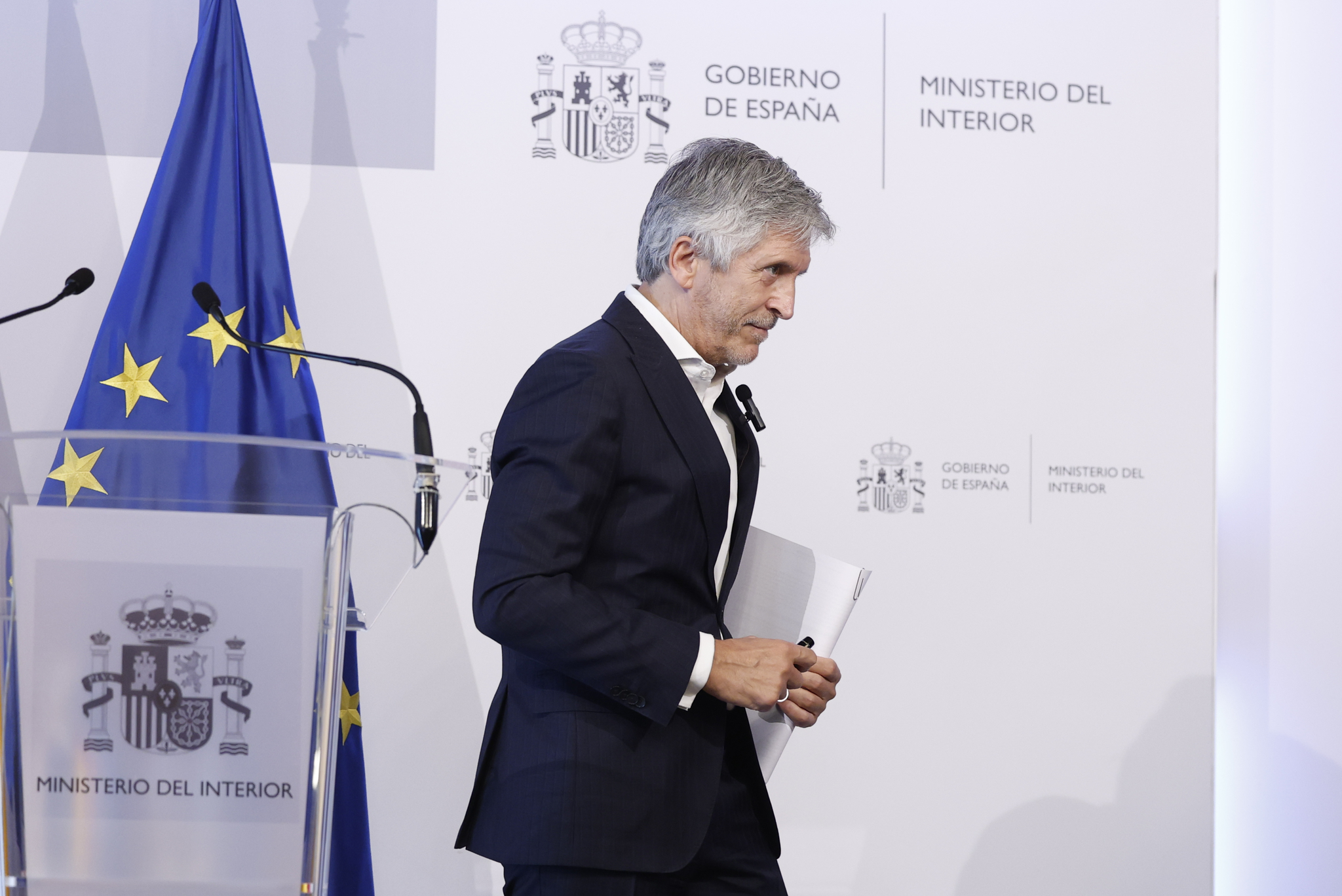 Ni dimisiones ni respuesta contundente tras la invasión de Ceuta En España nos estamos acostumbrando a que nuestros políticos no se hagan responsables de lo que ocurre. Leer